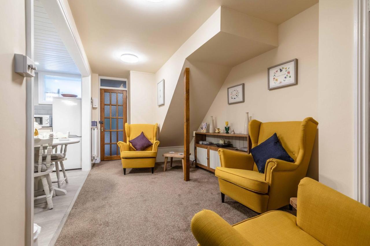 Central Windsor, 2 Bedroom 2 Bathroom, 5 Minutes To Castle Exterior photo